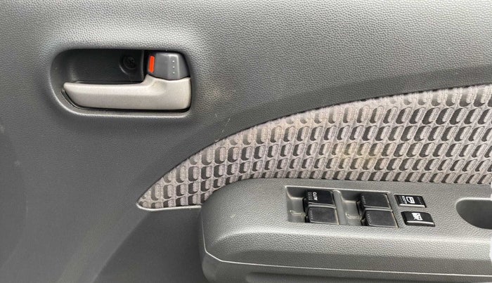 2014 Maruti Ritz VXI ELATE LIMITED EDITION, Petrol, Manual, 15,656 km, Driver Side Door Panels Control