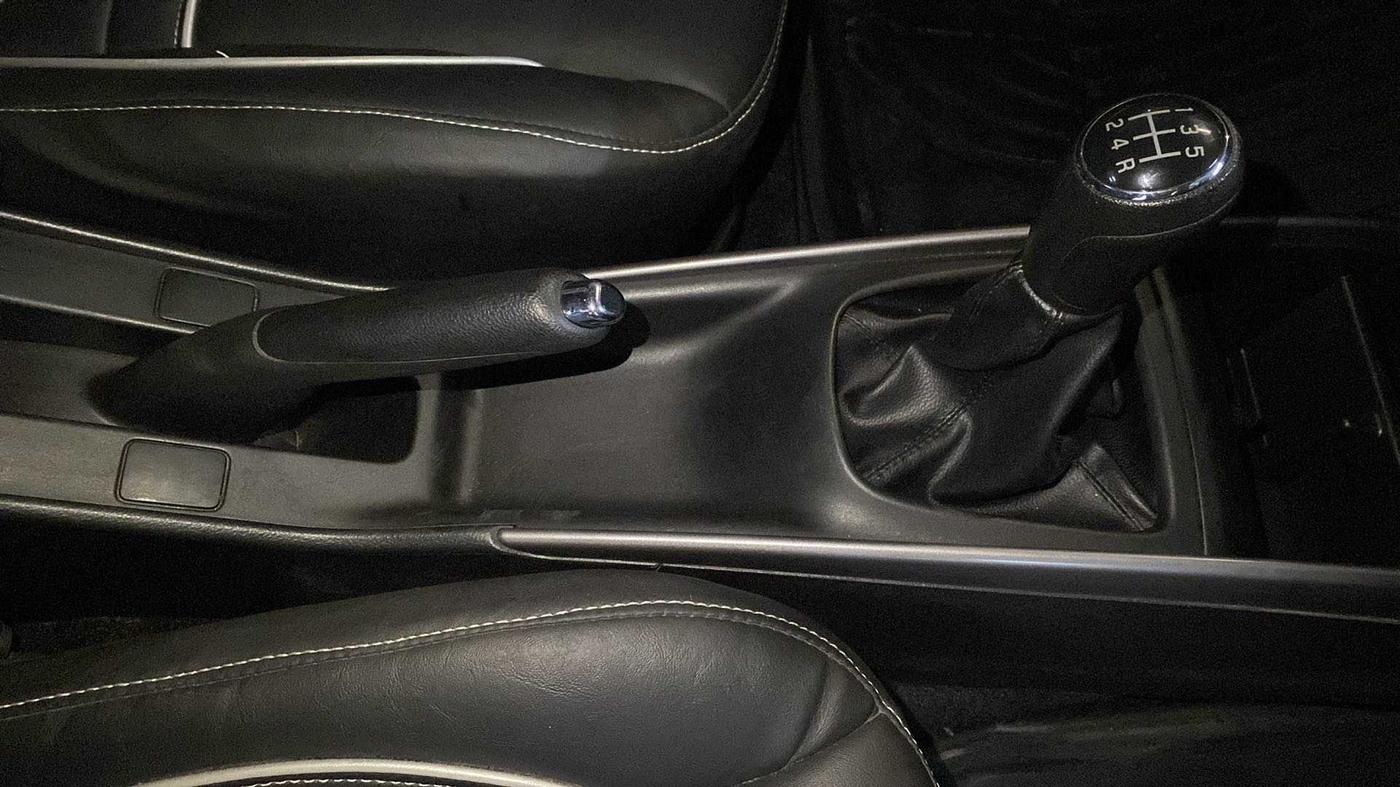 2021 Maruti Baleno DELTA PETROL 1.2, Petrol, Manual, 15,842 km, Gear Lever