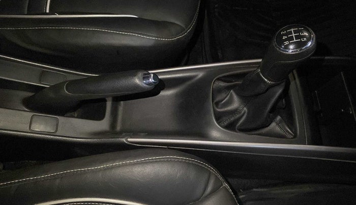2021 Maruti Baleno DELTA PETROL 1.2, Petrol, Manual, 15,842 km, Gear Lever