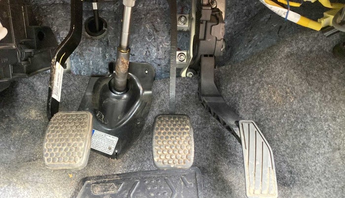 2022 Maruti Alto LXI O, Petrol, Manual, 4,556 km, Pedals