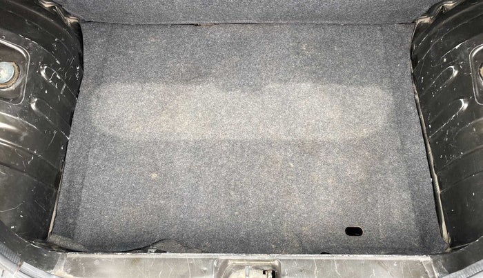 2018 Renault Kwid RXL, Petrol, Manual, 1,18,839 km, Boot Inside