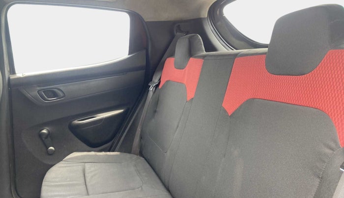 2018 Renault Kwid RXL, Petrol, Manual, 1,18,839 km, Right Side Rear Door Cabin