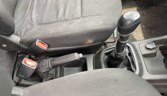 2018 Renault Kwid RXL, Petrol, Manual, 1,18,839 km, Gear Lever