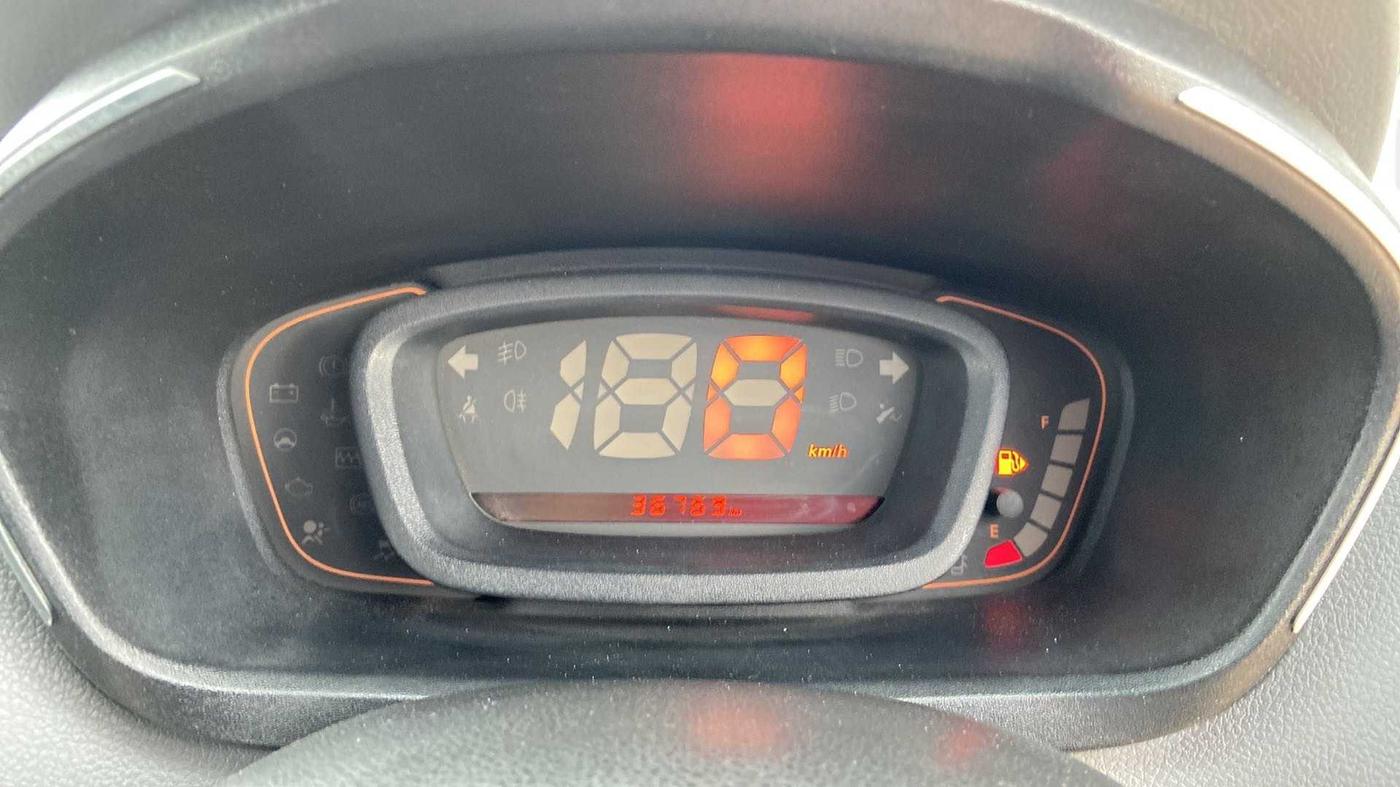 2019 Renault Kwid RXT 1.0 (O), Petrol, Manual, 36,762 km, Odometer Image