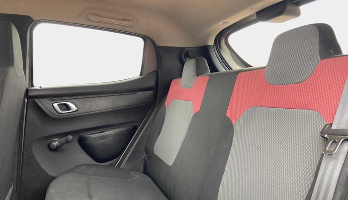 2019 Renault Kwid RXT 1.0 (O), Petrol, Manual, 36,762 km, Right Side Rear Door Cabin