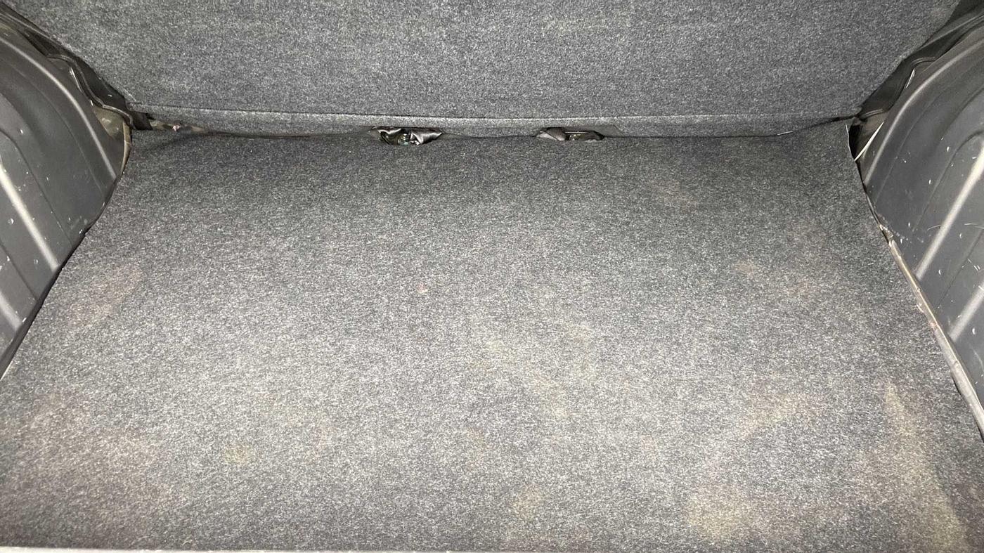 2019 Renault Kwid RXT 1.0 (O), Petrol, Manual, 36,762 km, Boot Inside