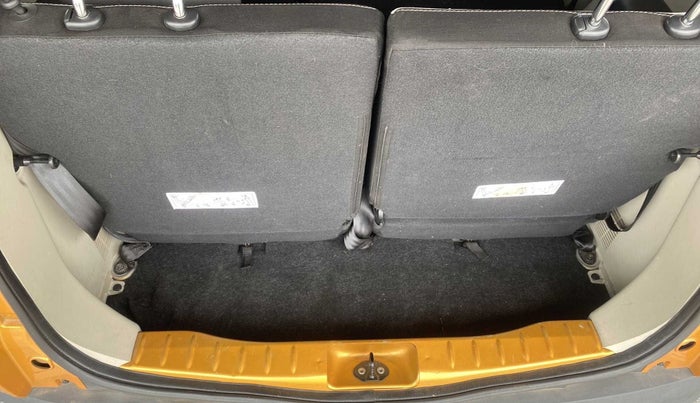 2021 Renault TRIBER RXZ, Petrol, Manual, 16,077 km, Boot Inside