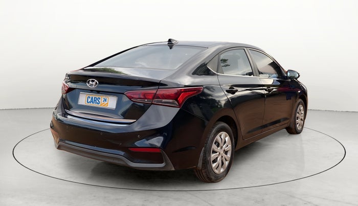 2018 Hyundai Verna 1.4 EX PETROL, Petrol, Manual, 32,092 km, Right Back Diagonal