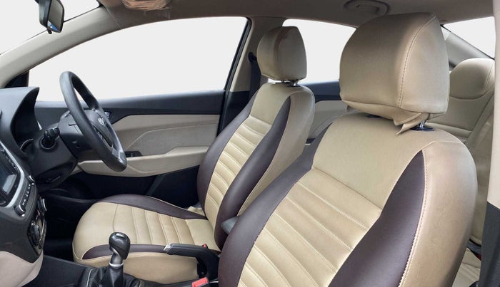 2018 Hyundai Verna 1.4 EX PETROL, Petrol, Manual, 32,092 km, Right Side Front Door Cabin