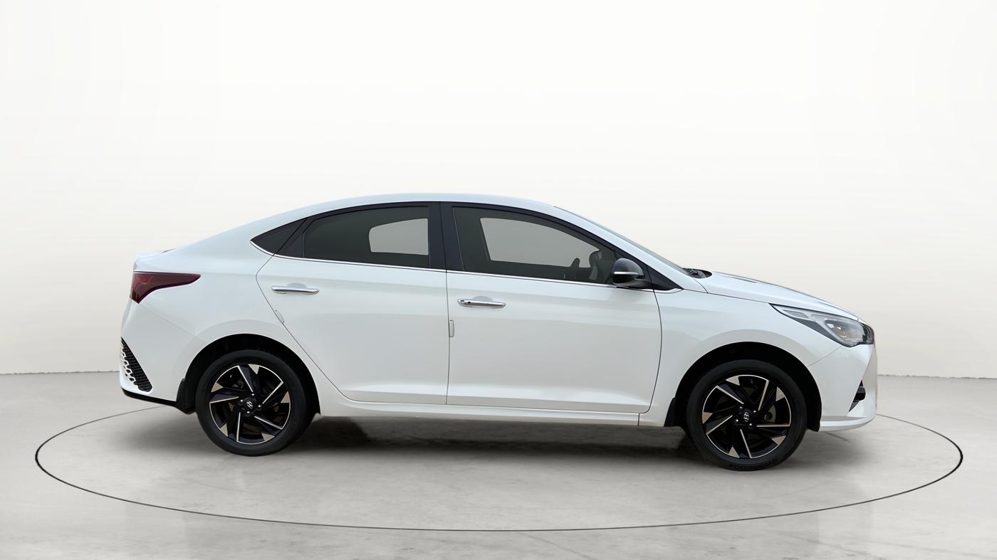 2020 Hyundai Verna SX (O) 1.0 TURBO DCT, Petrol, Automatic, 37,911 km, Right Side View