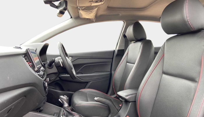 2020 Hyundai Verna SX (O) 1.0 TURBO DCT, Petrol, Automatic, 37,911 km, Right Side Front Door Cabin