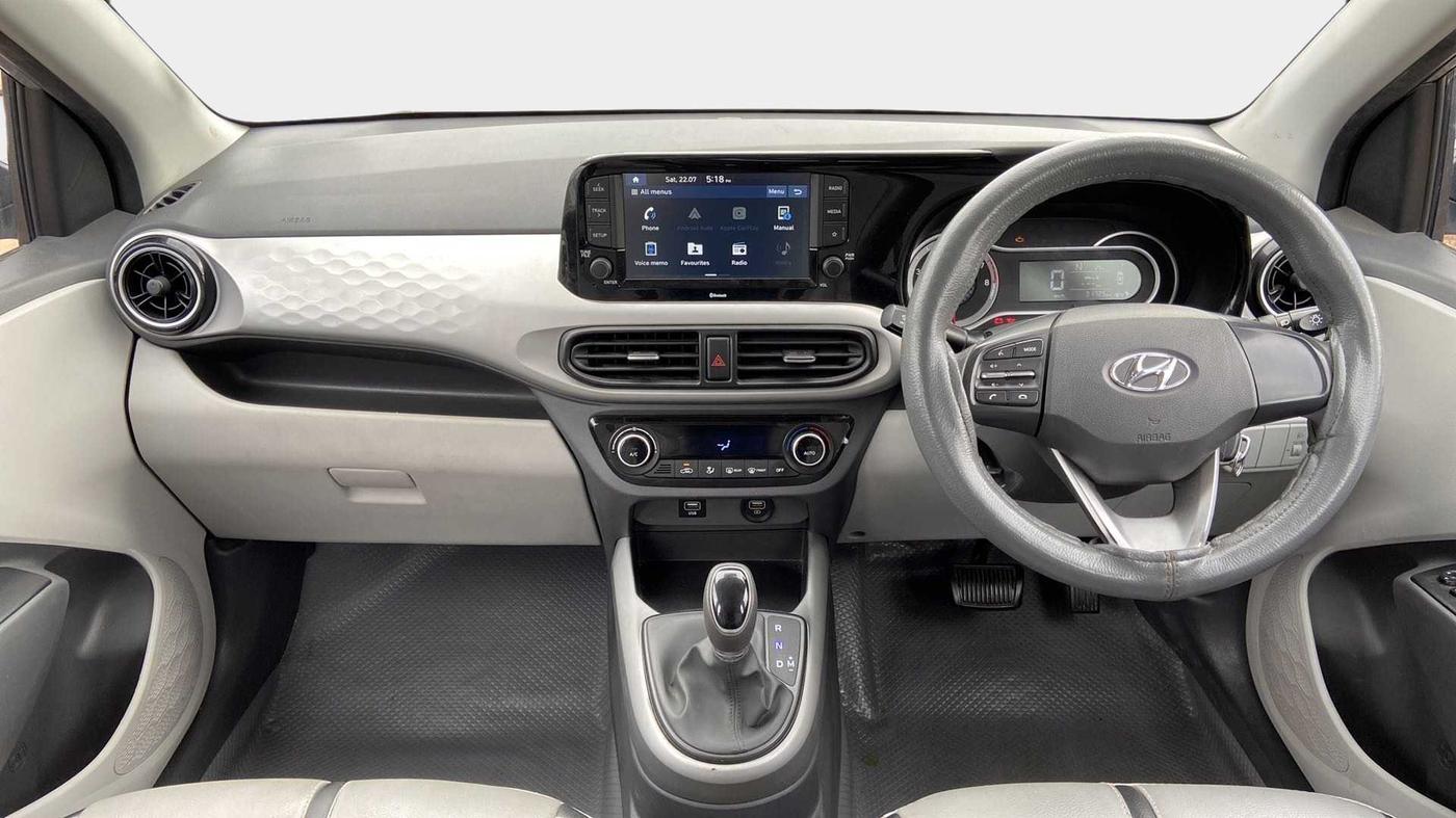 2019 Hyundai GRAND I10 NIOS SPORTZ AMT 1.2 KAPPA VTVT, Petrol, Automatic, 31,718 km, Dashboard