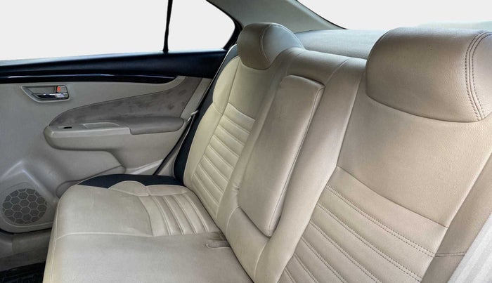 2016 Maruti Ciaz VDI+ SHVS, Diesel, Manual, 78,437 km, Right Side Rear Door Cabin