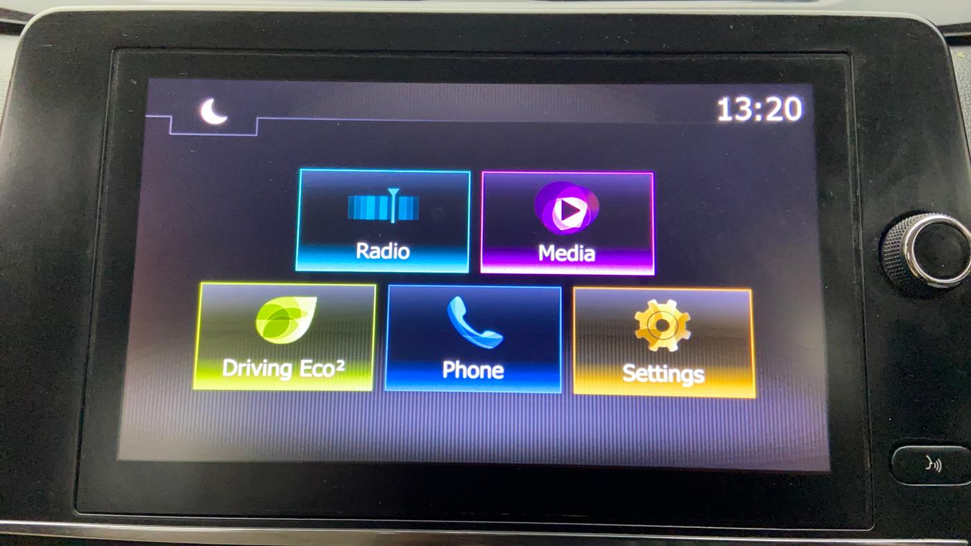 2021 Renault TRIBER RXT AMT, Petrol, Automatic, 40,722 km, Touchscreen Infotainment System
