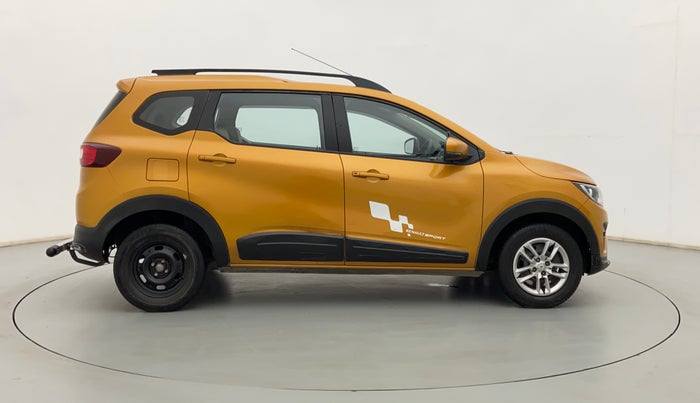 2021 Renault TRIBER RXT AMT, Petrol, Automatic, 40,722 km, Right Side View