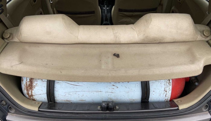2014 Honda Brio S MT, CNG, Manual, 77,651 km, Boot Inside