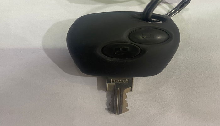 2014 Renault Duster 110 PS RXZ DIESEL, Diesel, Manual, 33,684 km, Key Close Up