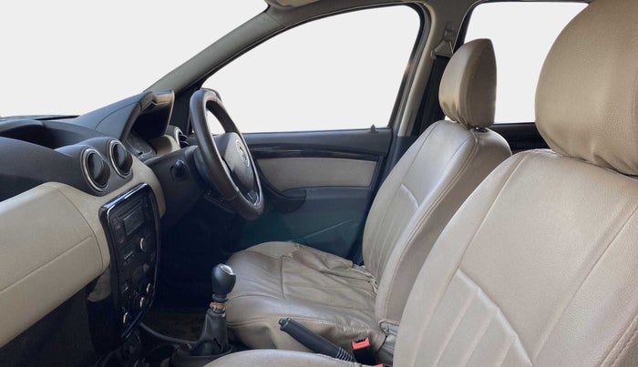 2014 Renault Duster 110 PS RXZ DIESEL, Diesel, Manual, 33,684 km, Right Side Front Door Cabin