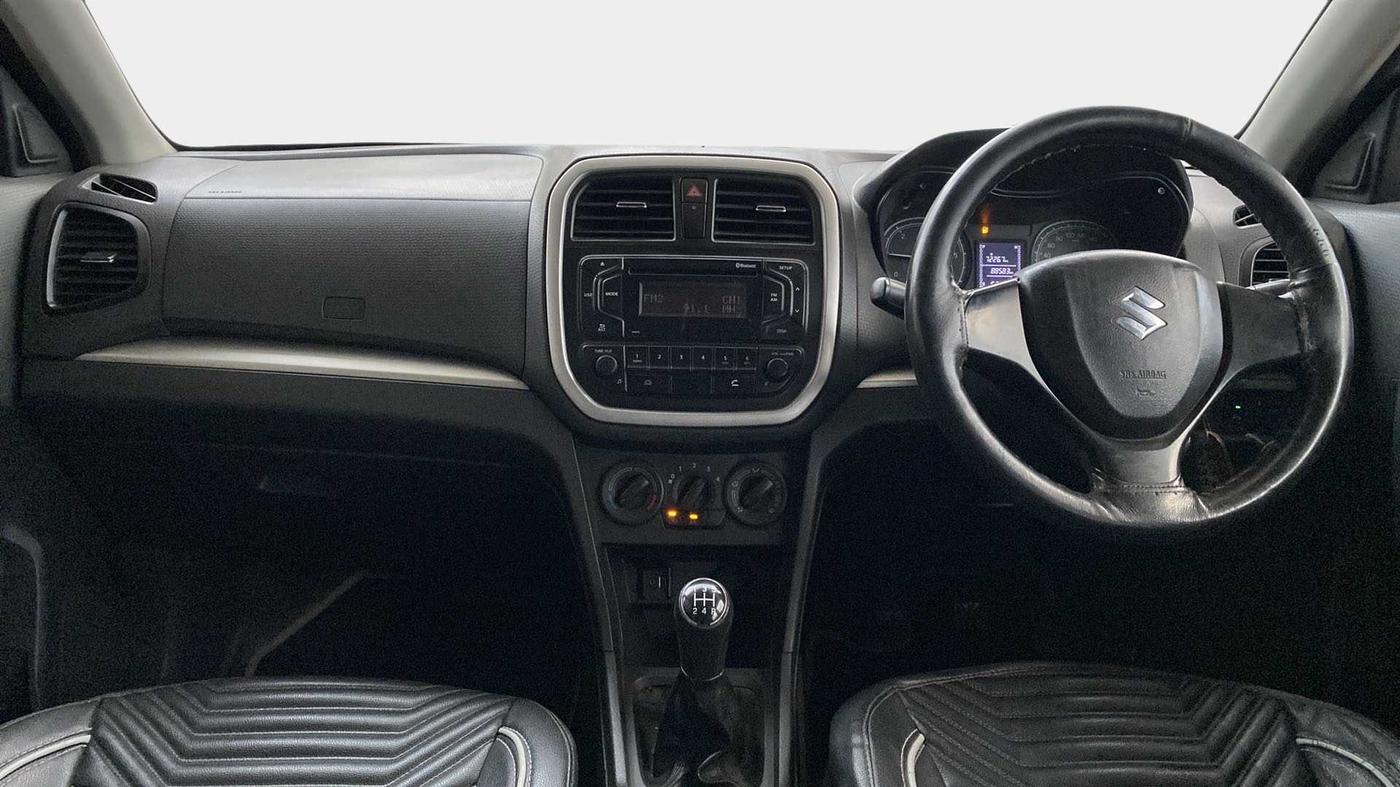 2016 Maruti Vitara Brezza VDI, Diesel, Manual, 88,623 km, Dashboard