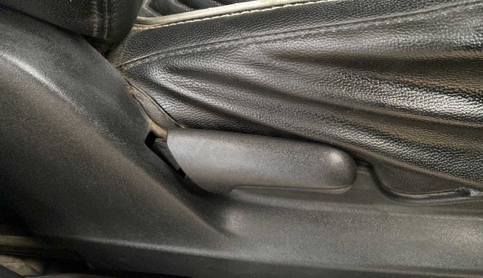 2016 Maruti Vitara Brezza VDI, Diesel, Manual, 88,623 km, Driver Side Adjustment Panel