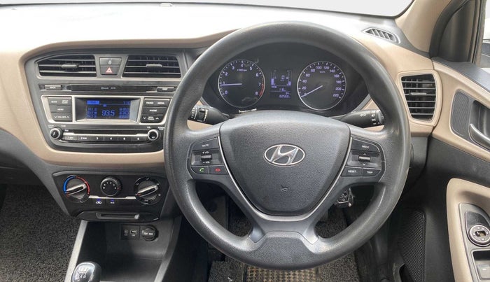 2015 Hyundai Elite i20 MAGNA 1.2, Petrol, Manual, 82,556 km, Steering Wheel Close Up