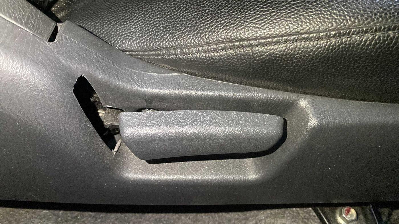 2019 Maruti Alto K10 VXI, Petrol, Manual, 8,981 km, Driver Side Adjustment Panel