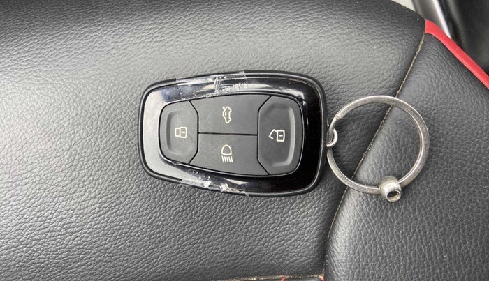 2020 Tata TIGOR XZ PLUS PETROL, Petrol, Manual, 25,319 km, Key Close Up