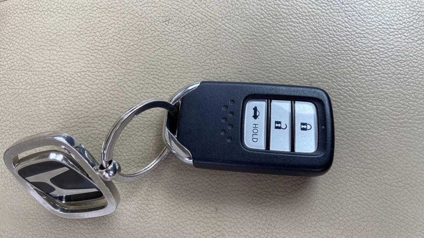 2020 Honda City 1.5L I-VTEC ZX, Petrol, Manual, 55,618 km, Key Close Up