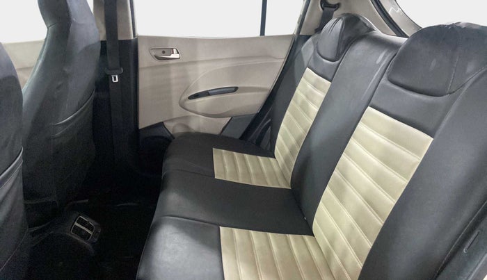 2018 Hyundai NEW SANTRO SPORTZ CNG, CNG, Manual, 62,622 km, Right Side Rear Door Cabin