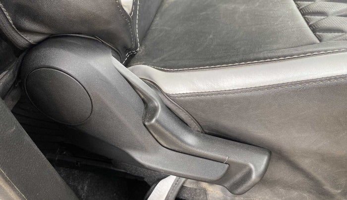 2022 Maruti Celerio ZXI, Petrol, Manual, 9,103 km, Driver Side Adjustment Panel