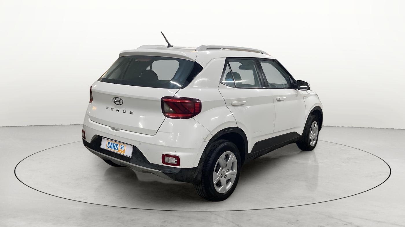 2019 Hyundai VENUE S 1.2, Petrol, Manual, 42,922 km, Right Back Diagonal