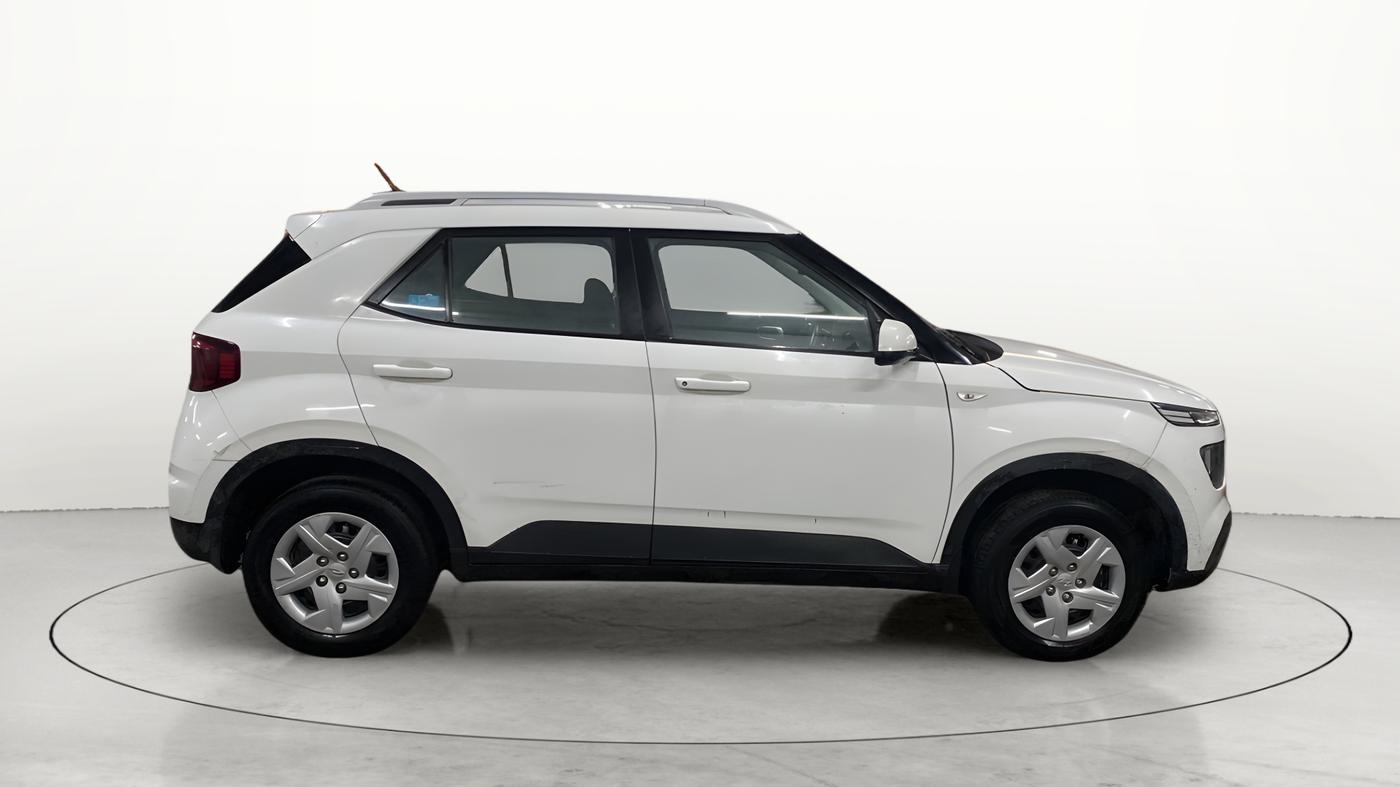 2019 Hyundai VENUE S 1.2, Petrol, Manual, 42,922 km, Right Side View