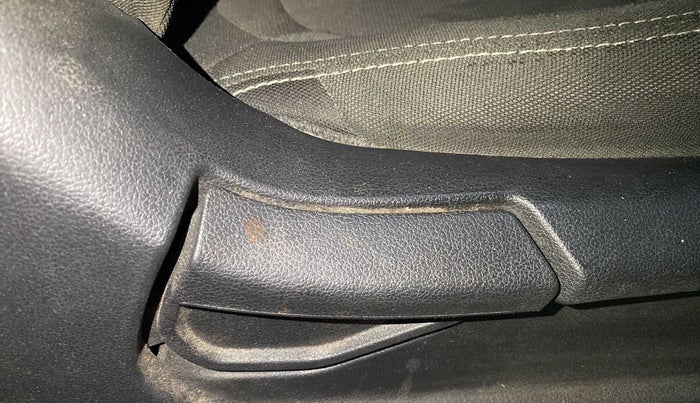 2019 Hyundai VENUE S 1.2, Petrol, Manual, 42,922 km, Driver Side Adjustment Panel