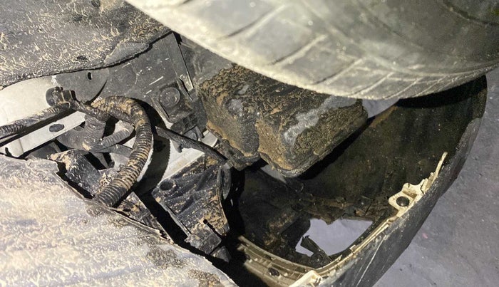 2019 Hyundai VENUE S 1.2, Petrol, Manual, 42,922 km, Left fender - Lining loose