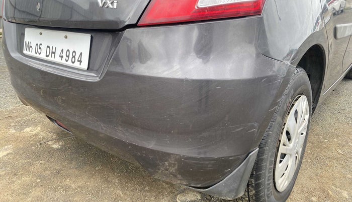 2017 Maruti Swift VXI O, Petrol, Manual, 26,757 km, Rear bumper - Minor scratches