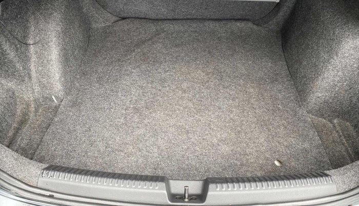 2017 Volkswagen Vento HIGHLINE PETROL AT, Petrol, Automatic, 51,245 km, Boot Inside