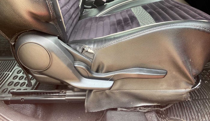 2017 Maruti Baleno ALPHA CVT PETROL 1.2, Petrol, Automatic, 71,711 km, Driver Side Adjustment Panel