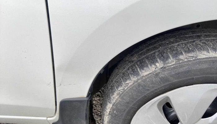 2014 Maruti Celerio VXI, CNG, Manual, 75,311 km, Right fender - Slightly dented
