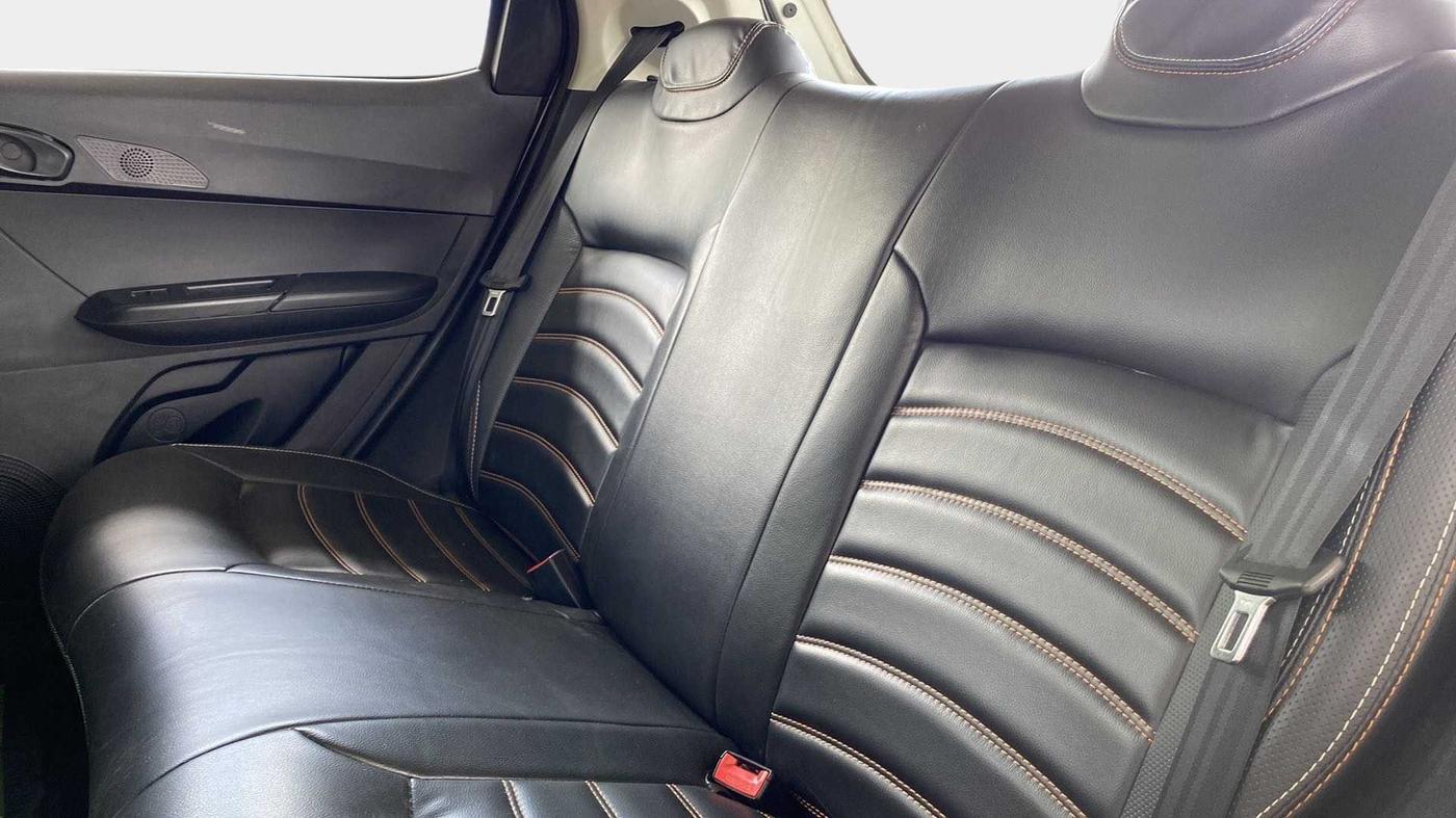 2019 Tata TIAGO NRG DIESEL, Diesel, Manual, 49,915 km, Right Side Rear Door Cabin