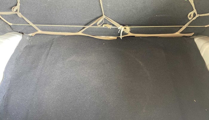 2017 Hyundai Eon MAGNA +, Petrol, Manual, 25,297 km, Boot Inside