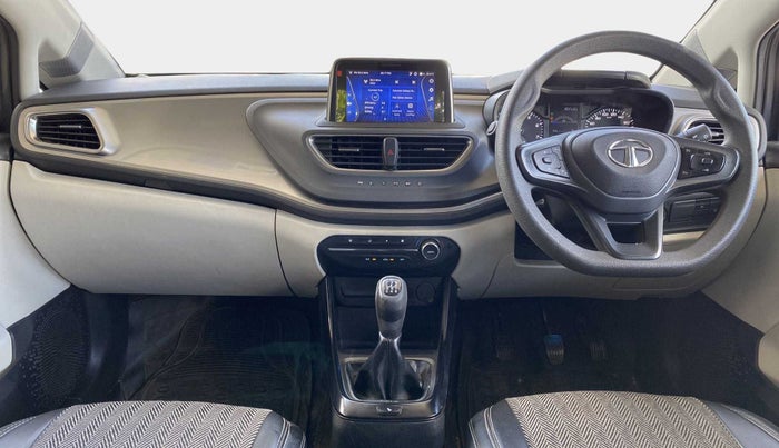 2022 Tata ALTROZ XT PETROL, Petrol, Manual, 5,470 km, Dashboard