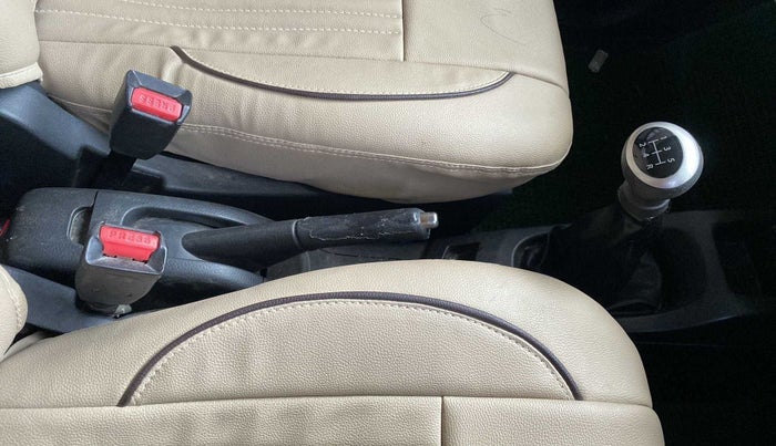 2014 Maruti Wagon R 1.0 VXI, Petrol, Manual, 14,609 km, Gear Lever