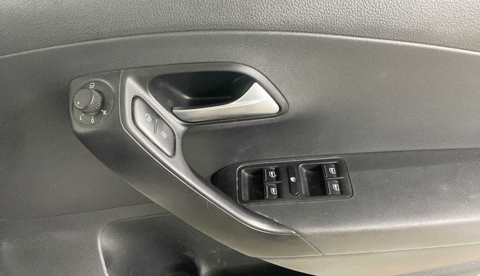 2018 Volkswagen Polo GT TSI SPORT AT, Petrol, Automatic, 64,224 km, Driver Side Door Panels Control