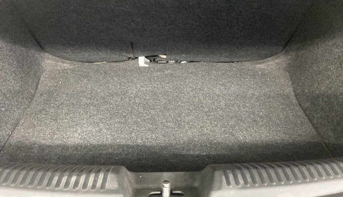 2018 Volkswagen Polo GT TSI SPORT AT, Petrol, Automatic, 64,224 km, Boot Inside