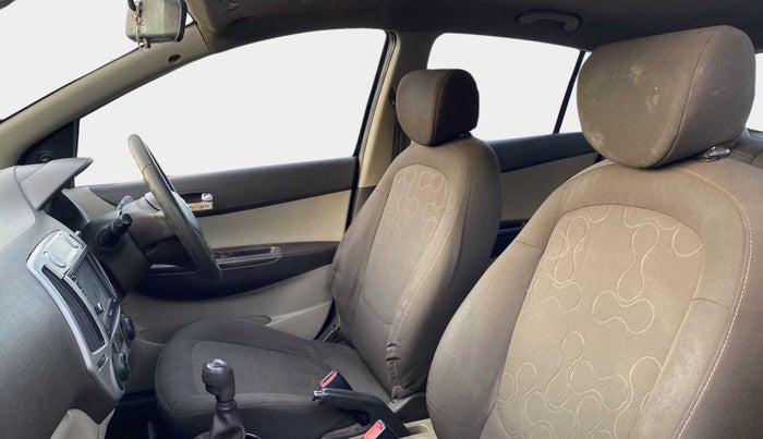 2012 Hyundai i20 MAGNA (O) 1.4 CRDI, Diesel, Manual, 78,327 km, Right Side Front Door Cabin