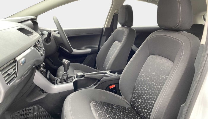 2021 Tata NEXON XM SUNROOF PETROL, Petrol, Manual, 17,153 km, Right Side Front Door Cabin