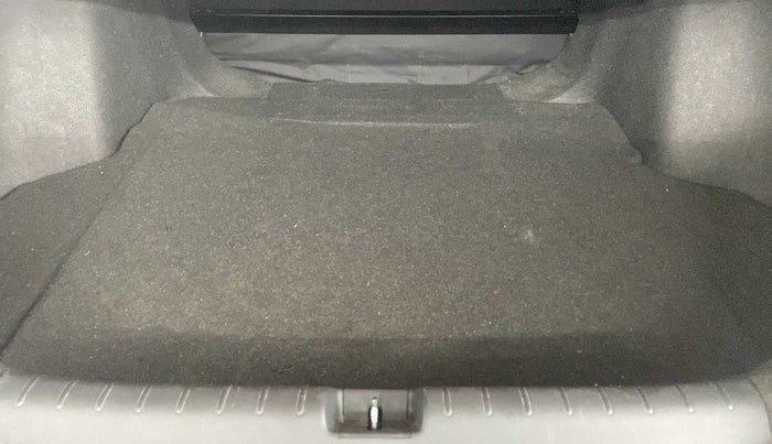 2019 Honda Civic 1.8L I-VTEC V CVT, Petrol, Automatic, 46,581 km, Boot Inside