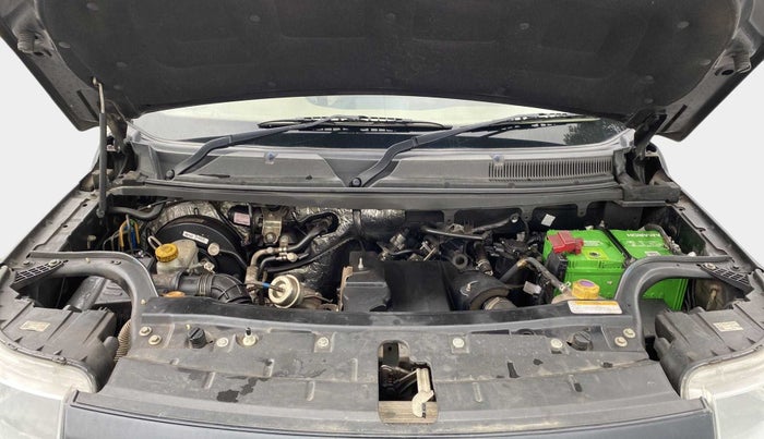 2015 Mahindra TUV300 T8 AMT, Diesel, Automatic, 37,609 km, Open Bonet