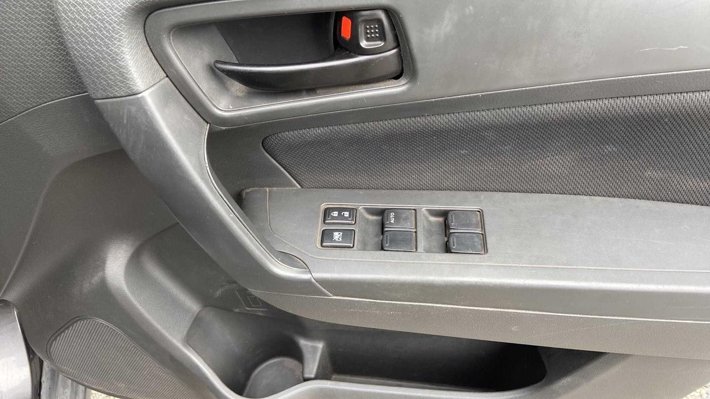 2016 Maruti Vitara Brezza VDI (O), Diesel, Manual, 72,520 km, Driver Side Door Panels Control