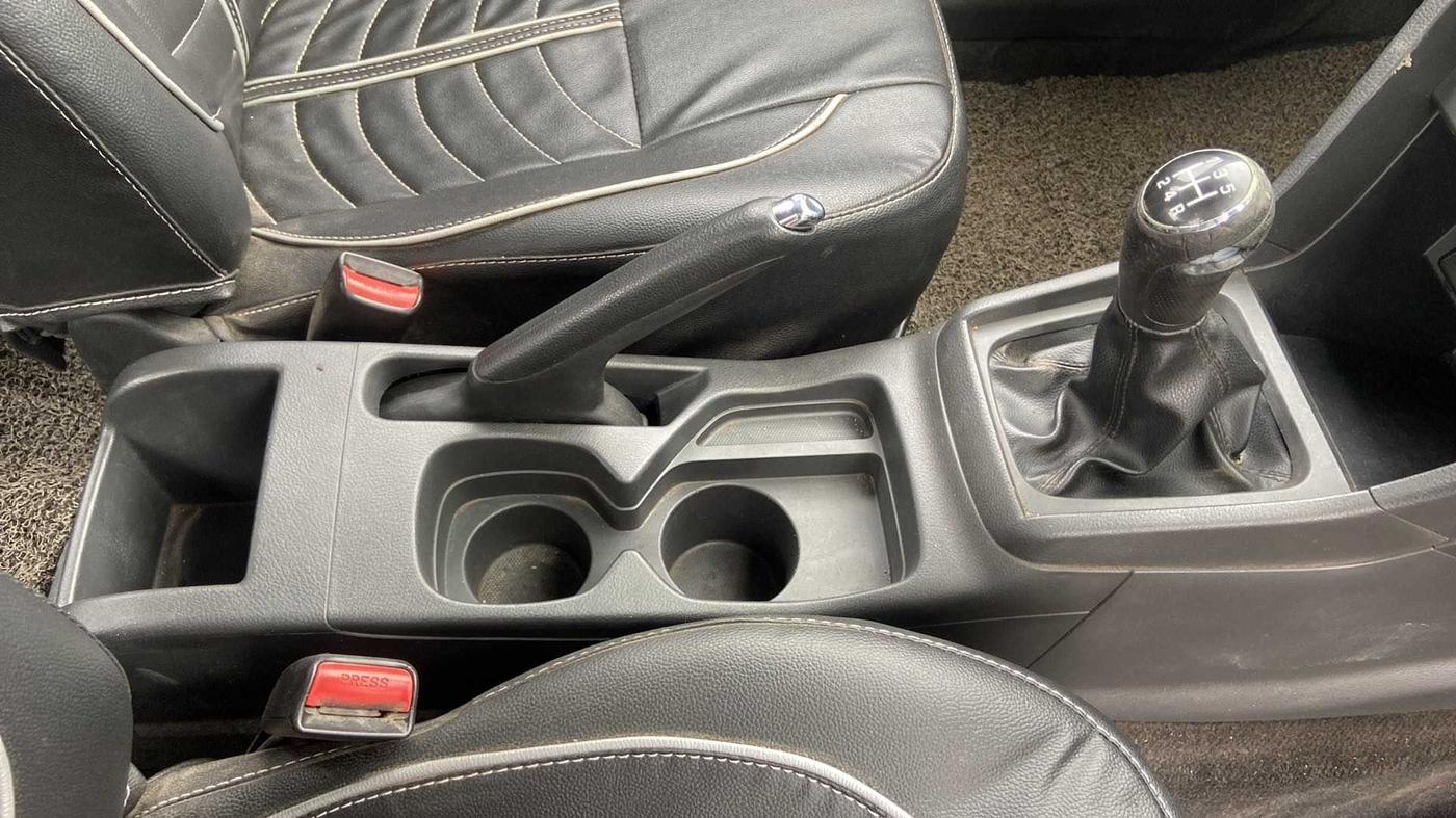 2016 Maruti Vitara Brezza VDI (O), Diesel, Manual, 72,520 km, Gear Lever